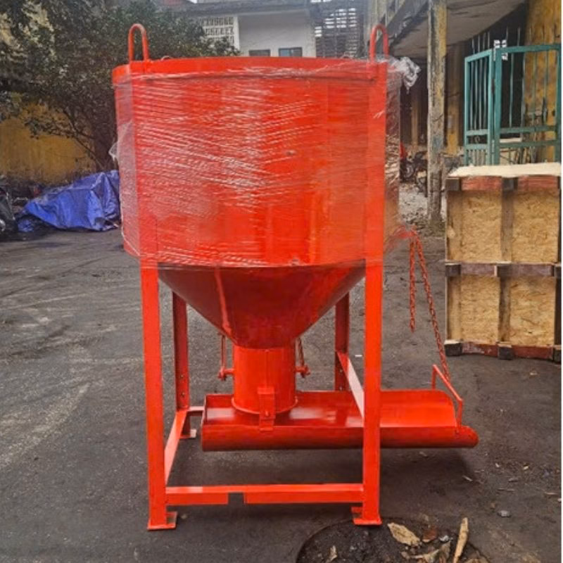 Phễu đổ bê tông 0.6m3 có máng