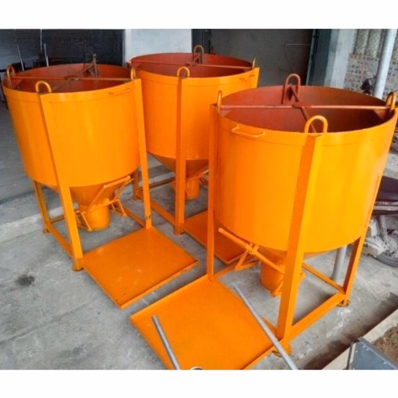 Phễu đổ bê tông 0.9m3 chắc chắn