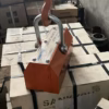 Nam châm nâng tay gạt 5 tấn